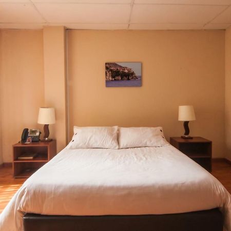 Sausalito Hostel Попаян Екстериор снимка