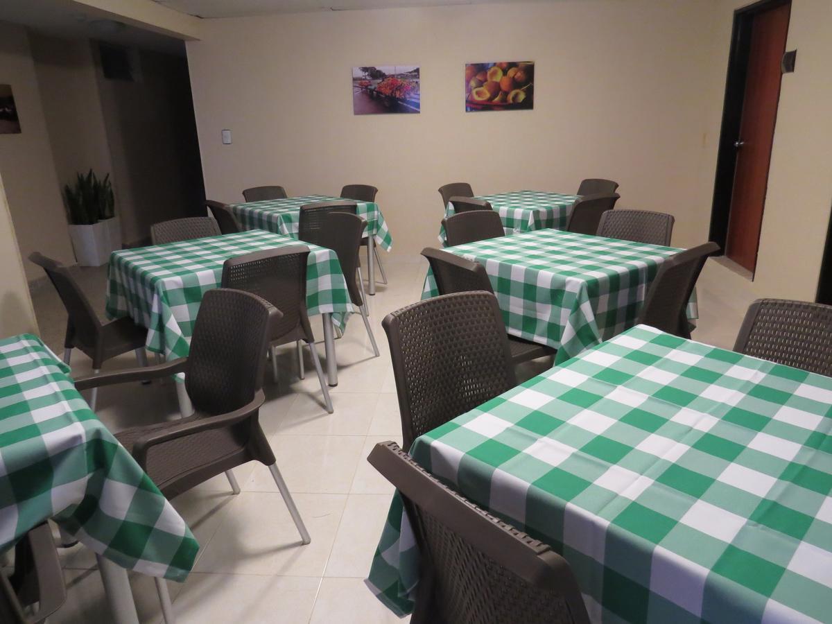 Sausalito Hostel Попаян Екстериор снимка