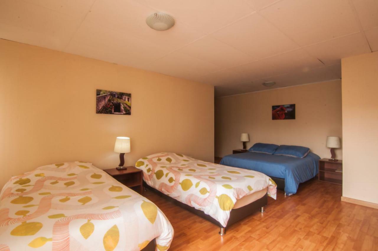 Sausalito Hostel Попаян Екстериор снимка