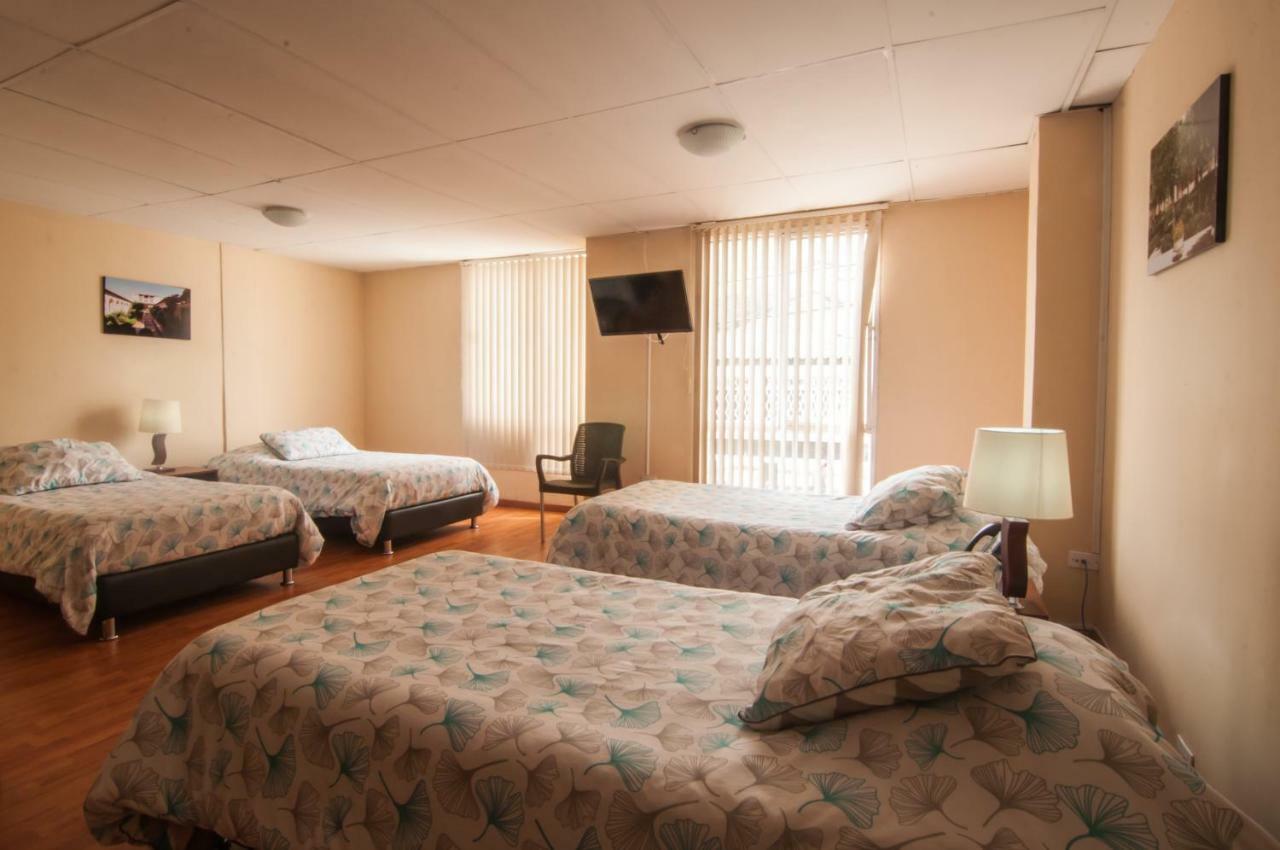 Sausalito Hostel Попаян Екстериор снимка